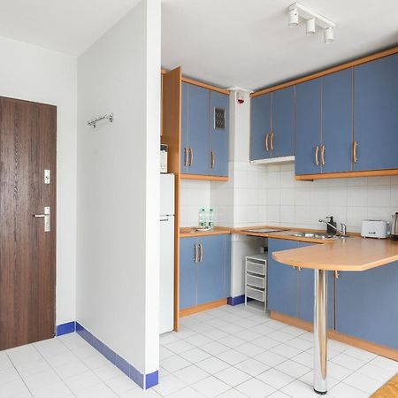 Uniwersytet Medyczny Park Studio Varsavia Esterno foto